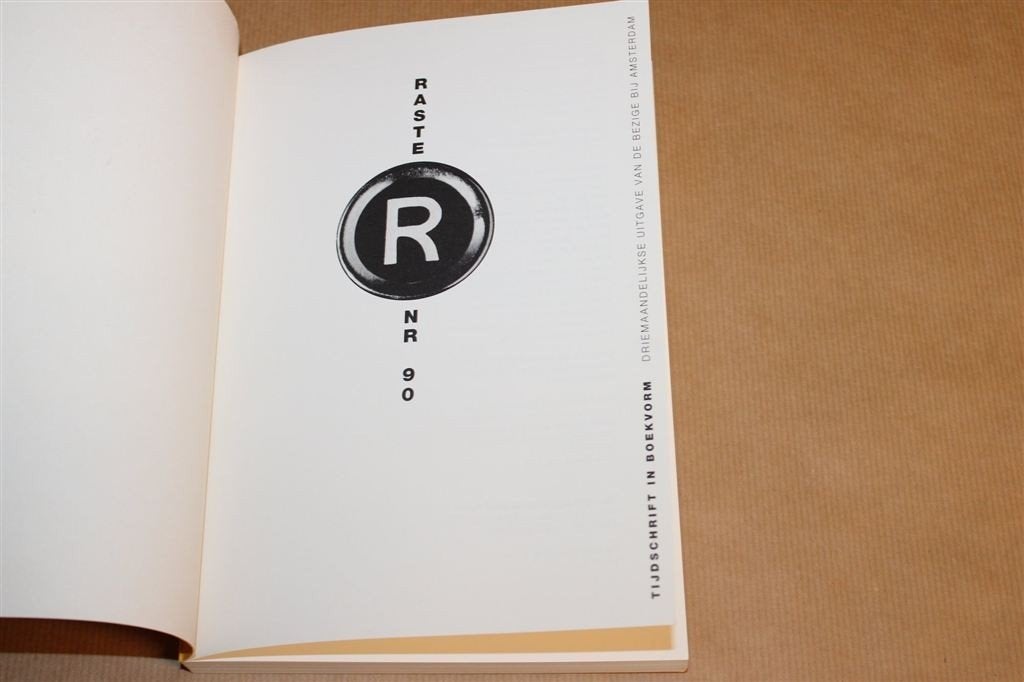 Camus — Essays Over Schrijver en Filosoof [Raster 90], Ophalen of Verzenden, Gelezen