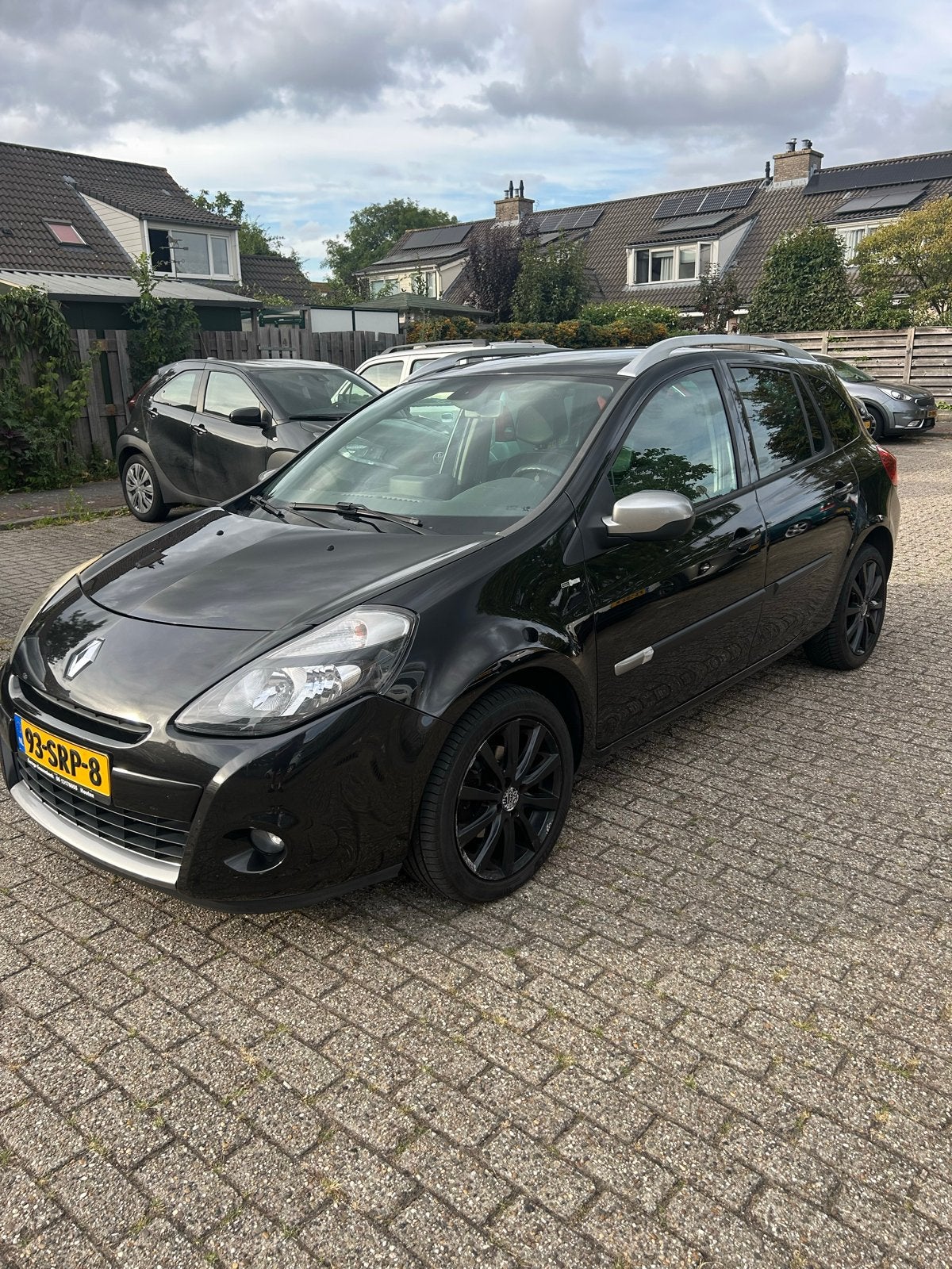 Renault Clio 1.2 TCE Estate 2011 Zwart, Voorwielaandrijving, 535 kg, 4 cilinders, 1095 kg