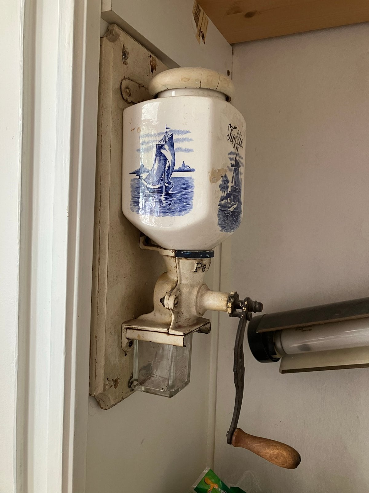 Antieke Delftsblauwe Wandkoffiemolen - Functioneel, Ophalen