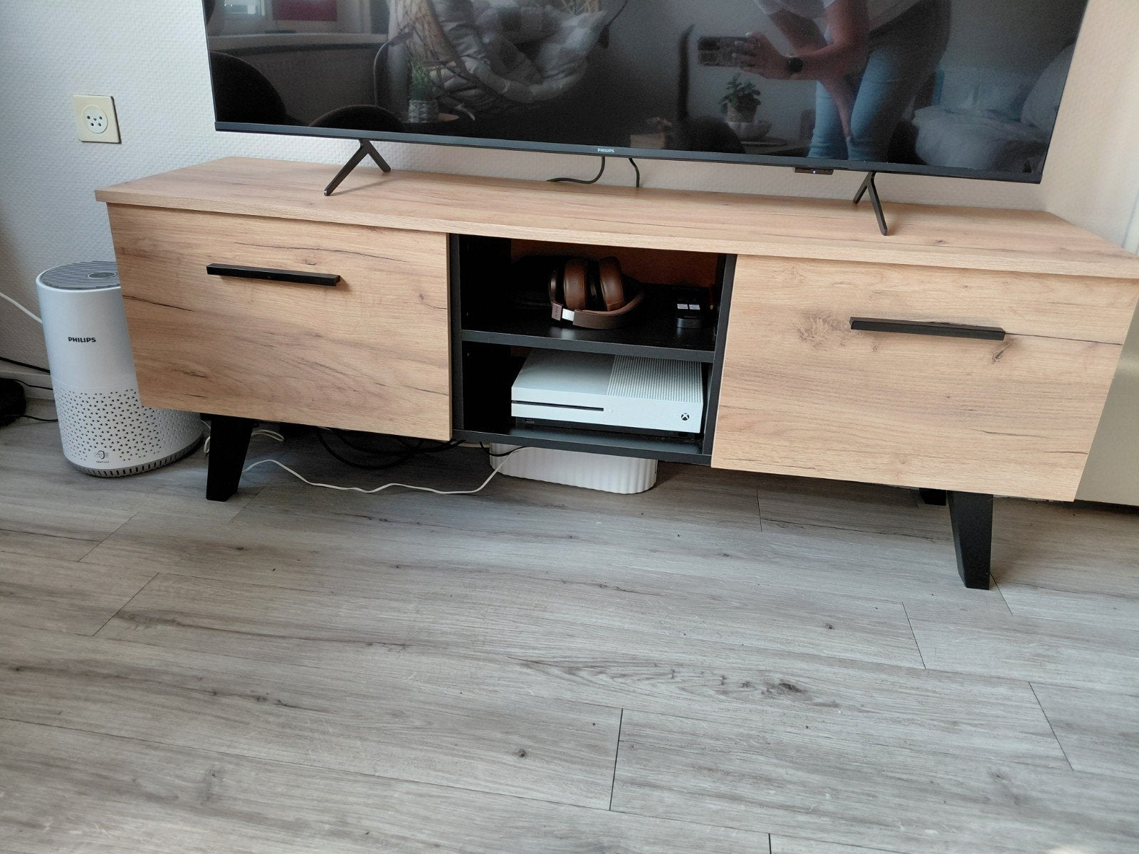 zsm weg: TV-meubel met opbergruimte, 140x38x51,5cm, Huis en Inrichting, Ophalen, Gebruikt, 100 tot 150 cm, Minder dan 100 cm