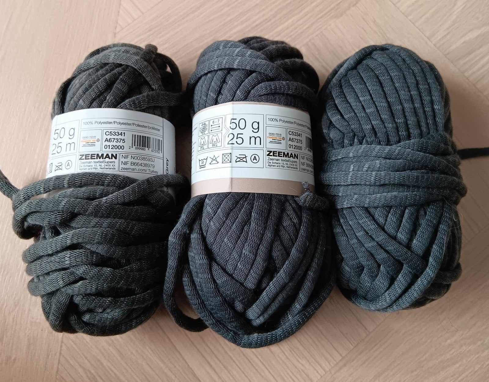 Zeeman Tape Garen - Donkergrijs (3 bollen), Ophalen of Verzenden