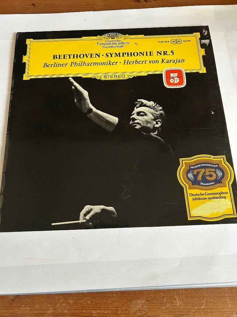 Beethoven Symphonie nr. 5 door Herbert von Karajan, Ophalen of Verzenden, Zo goed als nieuw, Orkest of Ballet, 12 inch