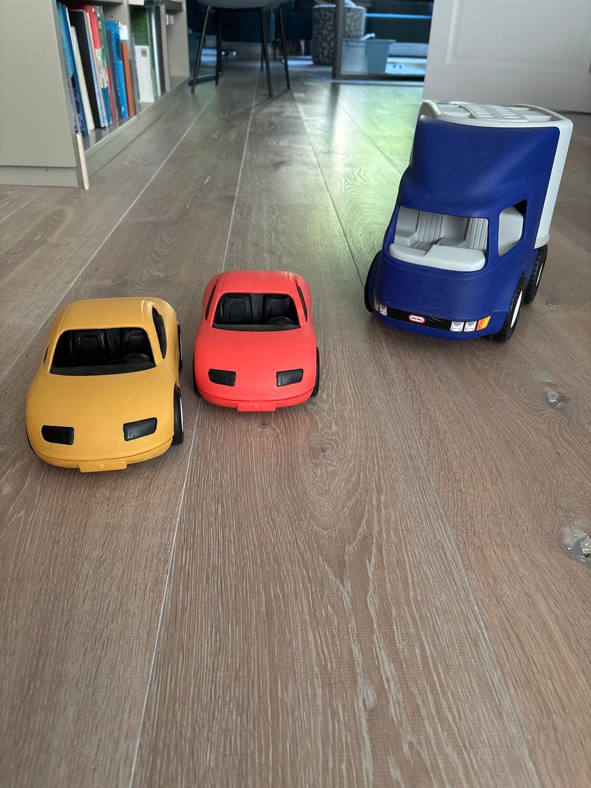 Little tikes grote auto transporter, Kinderen en Baby's, Speelgoed | Speelgoedvoertuigen, Ophalen, Gebruikt