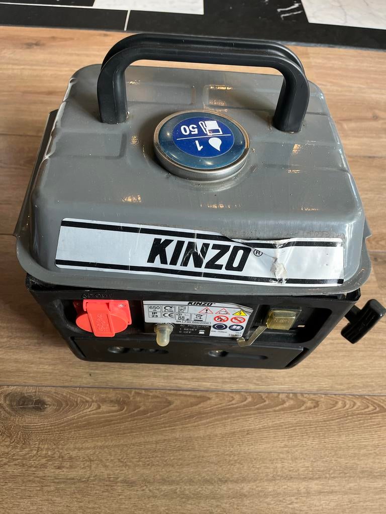 Kinzo benzine generator 650 VA - start niet, Ophalen, Gebruikt