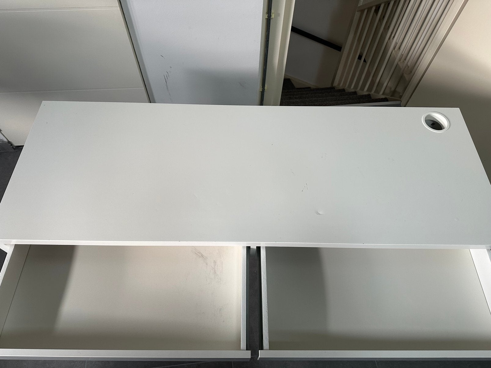 Bureau micke ikea wit, Ophalen, Opbergruimte, Gebruikt, Hout