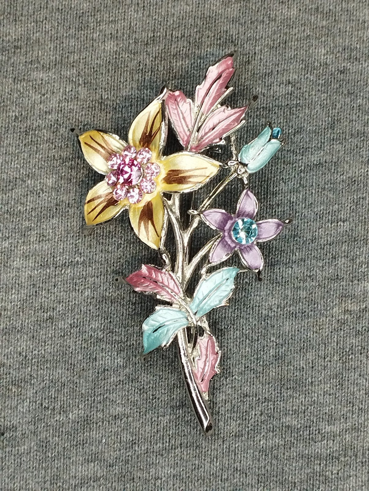 Zeer mooie vintage bloemenbroche, Sieraden, Tassen en Uiterlijk, Ophalen of Verzenden, Zo goed als nieuw, Zilver, Overige materialen