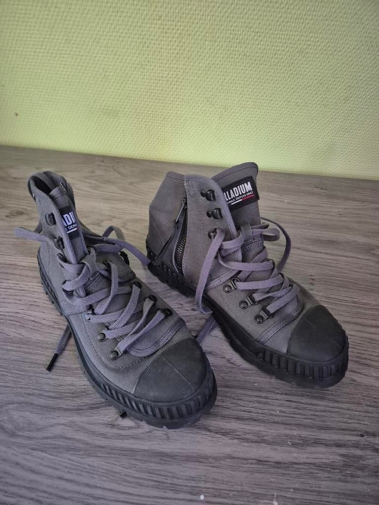 Palladium boots maat 40, Zwart, Lage of Enkellaarzen, Ophalen of Verzenden, Palladium