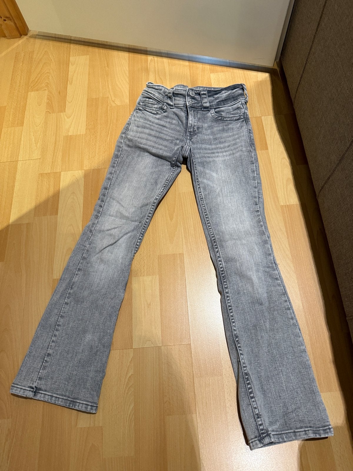 Grijze bootcut jeans 152, Ophalen of Verzenden, Zo goed als nieuw, Meisje, Broek