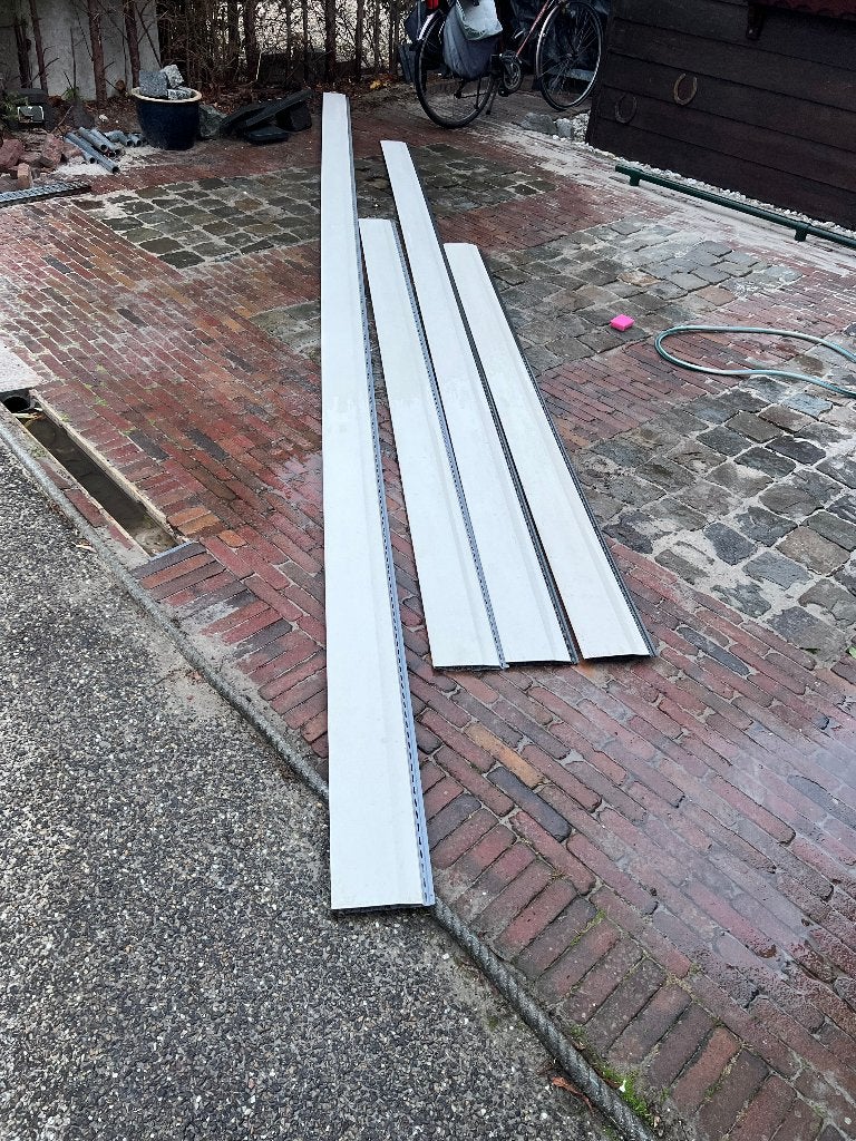 vinyplus gevelbekleding kunststof 17 meter, Doe-het-zelf en Verbouw, Ophalen, Zo goed als nieuw