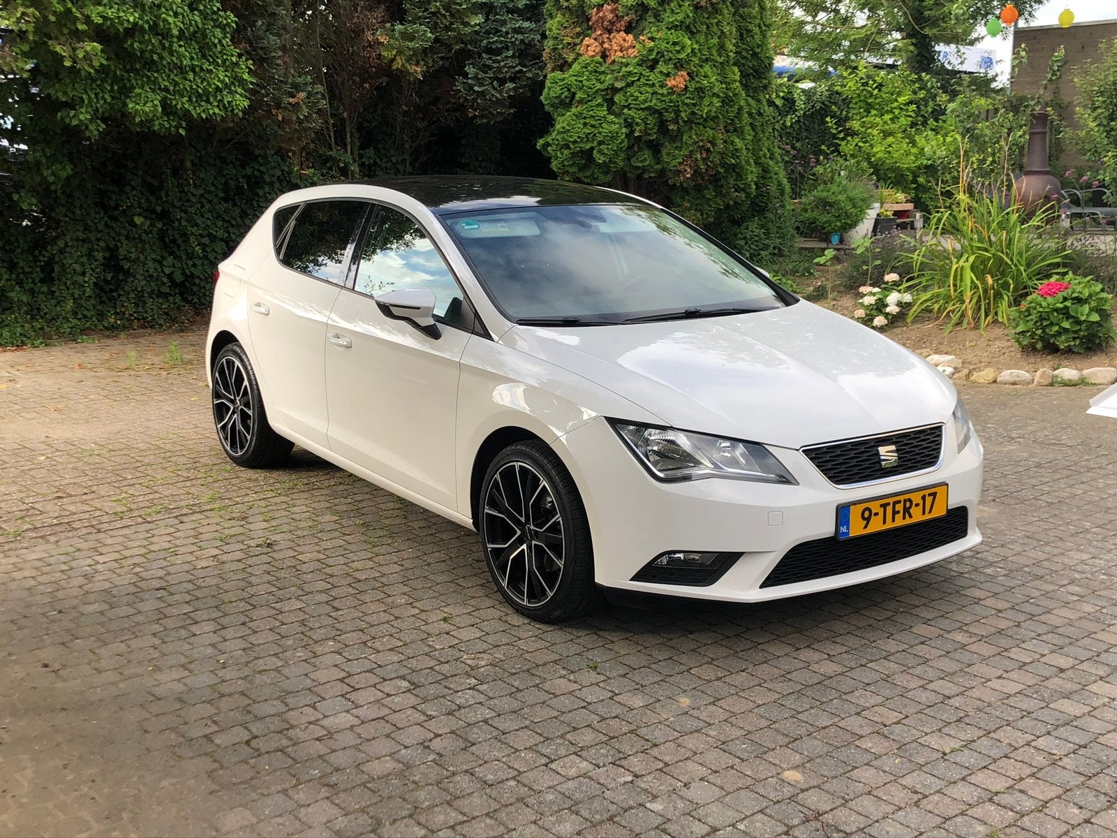 Seat Leon 1.2 TSI 77KW/105PK 2013 NIEUWE APK, Voorwielaandrijving, Stof, 4 cilinders, Leon