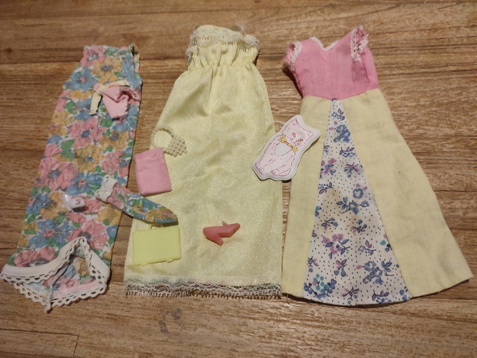 Barbie vintage kleertjes, Ophalen of Verzenden, Gebruikt, Kleertjes