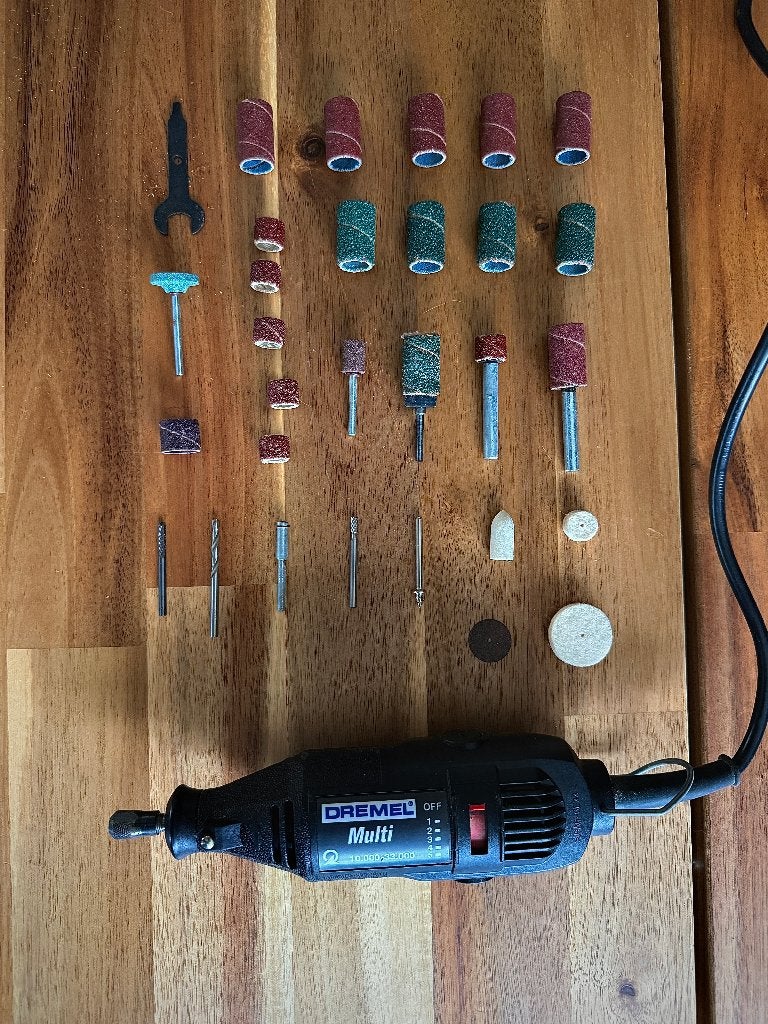 Dremel Multi + Accessoires, Doe-het-zelf en Verbouw, Gereedschap | Handgereedschap, Zo goed als nieuw, Multitool, Overige merken