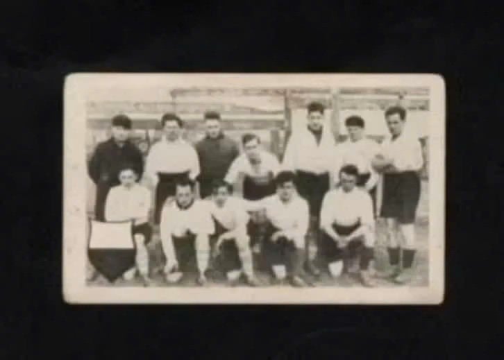 Voetbalplaatje MEVO Bergen op Zoom 1930/1931 (351), Ophalen of Verzenden, Zo goed als nieuw