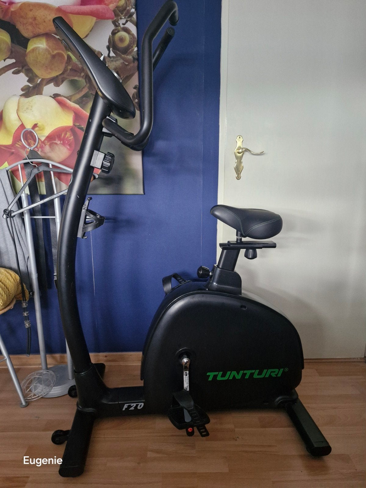 Tunturi F20 Hometrainer - Zo goed als nieuw, Sport en Fitness, Fitnessapparatuur, Ophalen, Zo goed als nieuw, Metaal, Benen