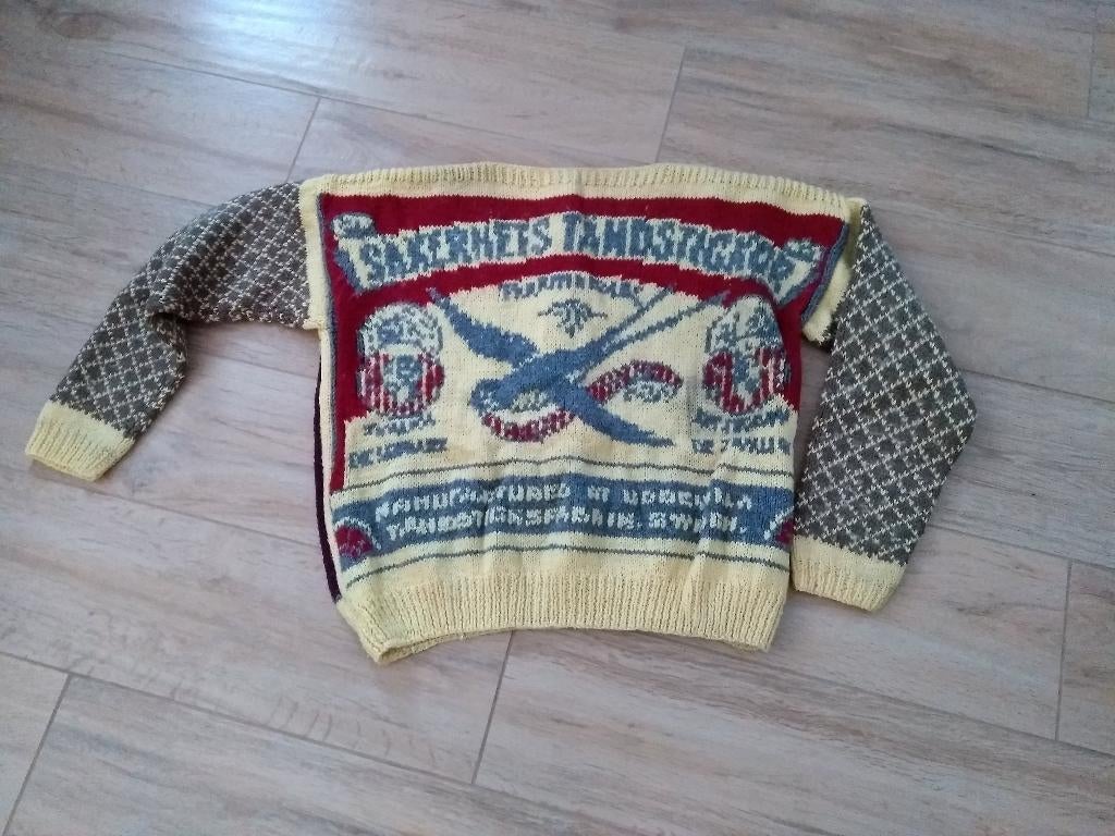 1983 Ariadne luciferdoos trui zwaluw Säkerhets Tändstickor, Ophalen of Verzenden, Gebruikt, Breien, Overige typen