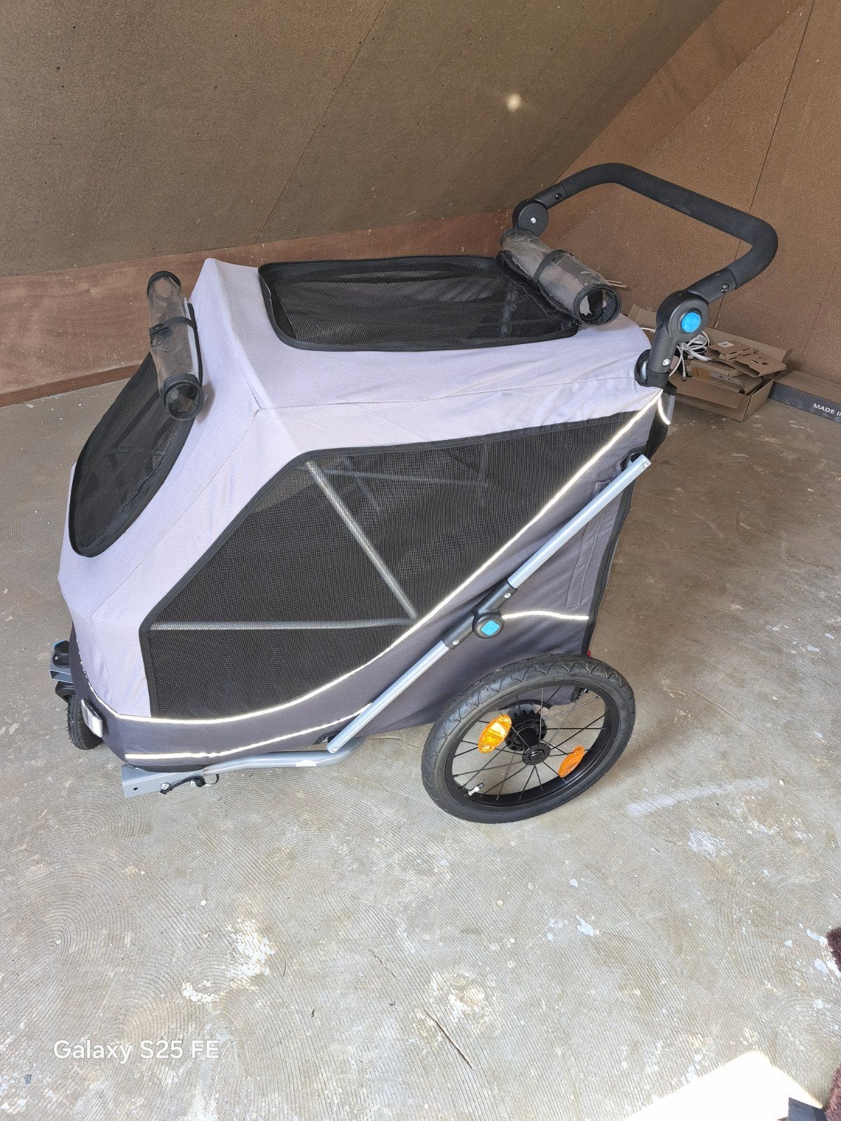 Honden fietskar/buggy, Trixie, Ophalen, Zo goed als nieuw, Hondenfietskar