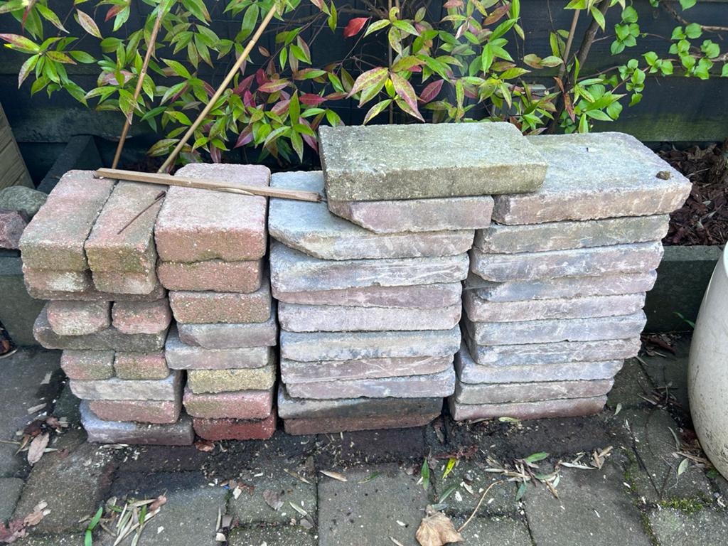 GRATIS tuintegels, 2 formaten - ideaal voor terras/pad, Ophalen, Gebruikt, Minder dan 5 m², Beton