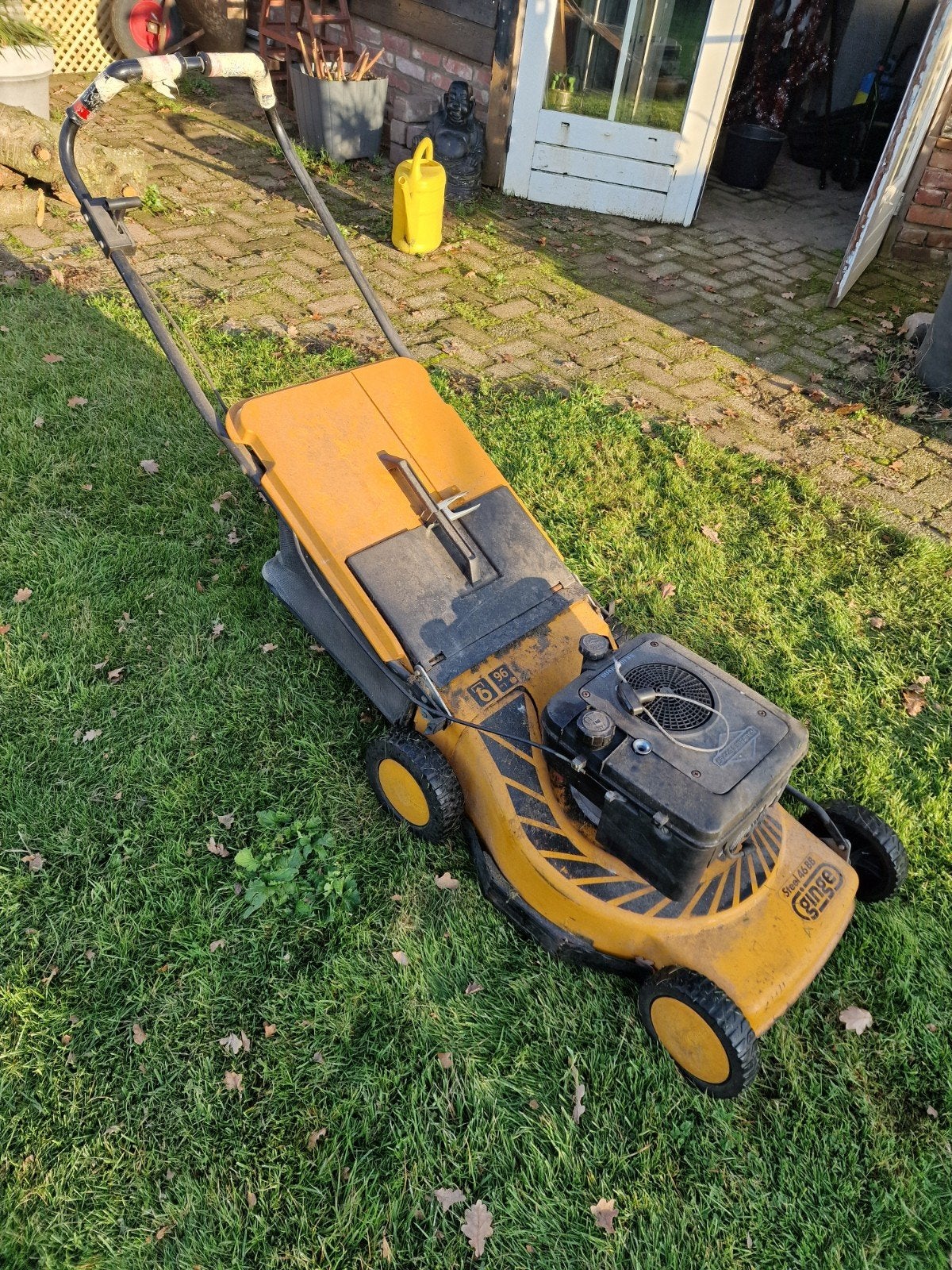Ginge Steel 46 BB Benzine Grasmaaier - Briggs & Stratton, Tuin en Terras, Grasmaaiers, Ophalen, Cirkelmaaier, Gebruikt, Ginge