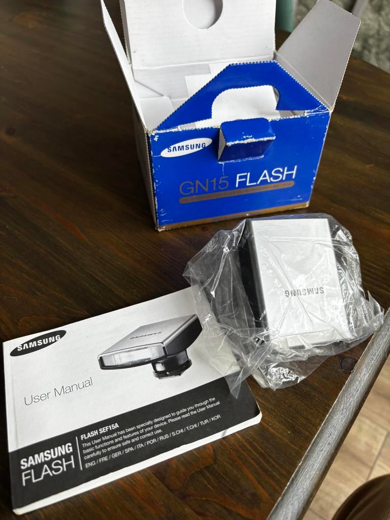 Samsung GN15 Flash PSEF15A – Nieuw in doos, Ophalen of Verzenden, Zo goed als nieuw