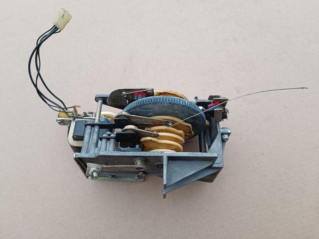 Gripper Motor / Mechaniek Wurlitzer 3600 (1972) jukebox, Verzamelen, Automaten | Jukeboxen, Verzenden, Gebruikt, 1950 tot 1960
