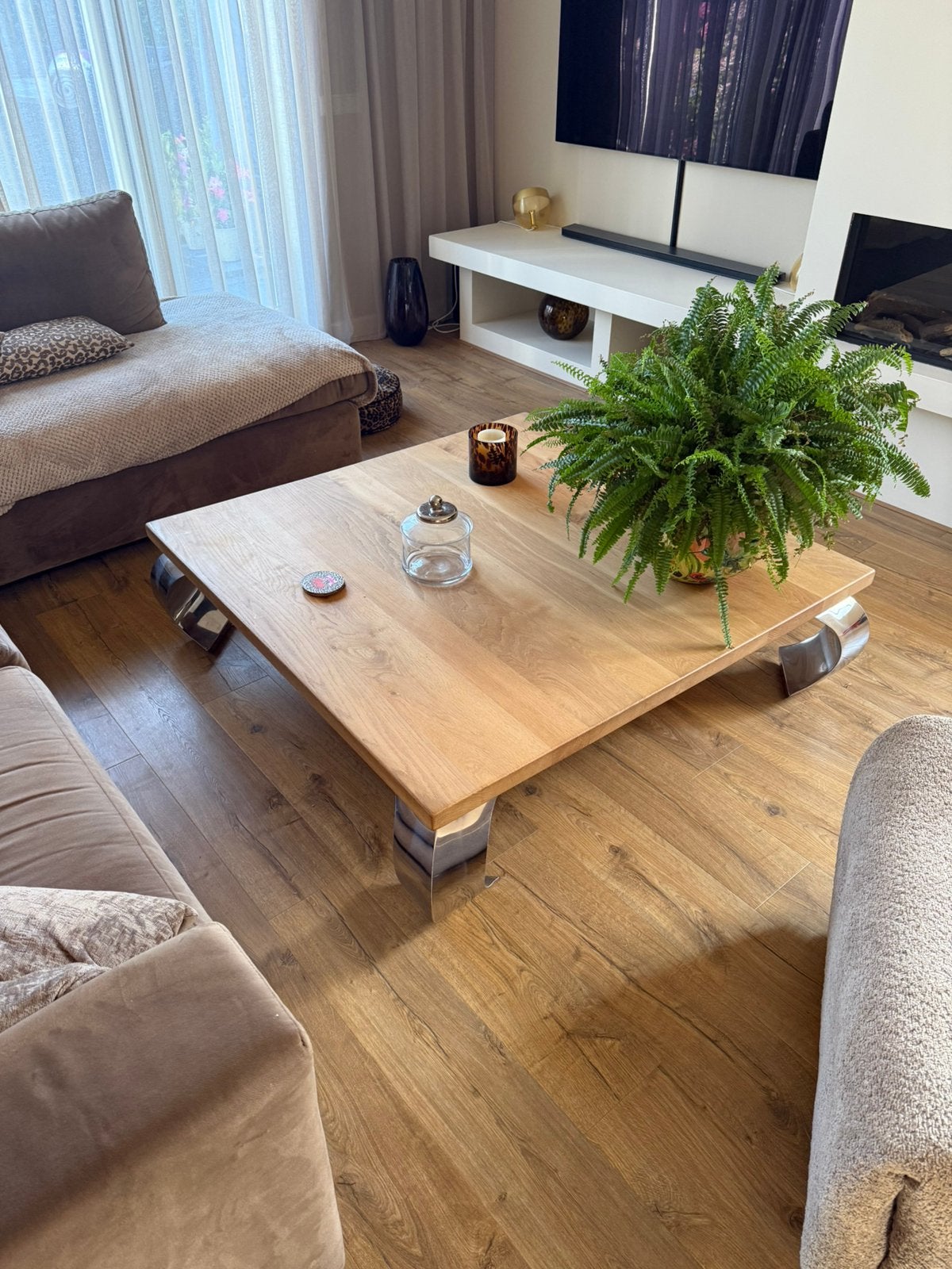 Vierkante tafel 130 cm mag weg voor 150,00, Ophalen, 100 tot 150 cm, Zo goed als nieuw, 5 – 50