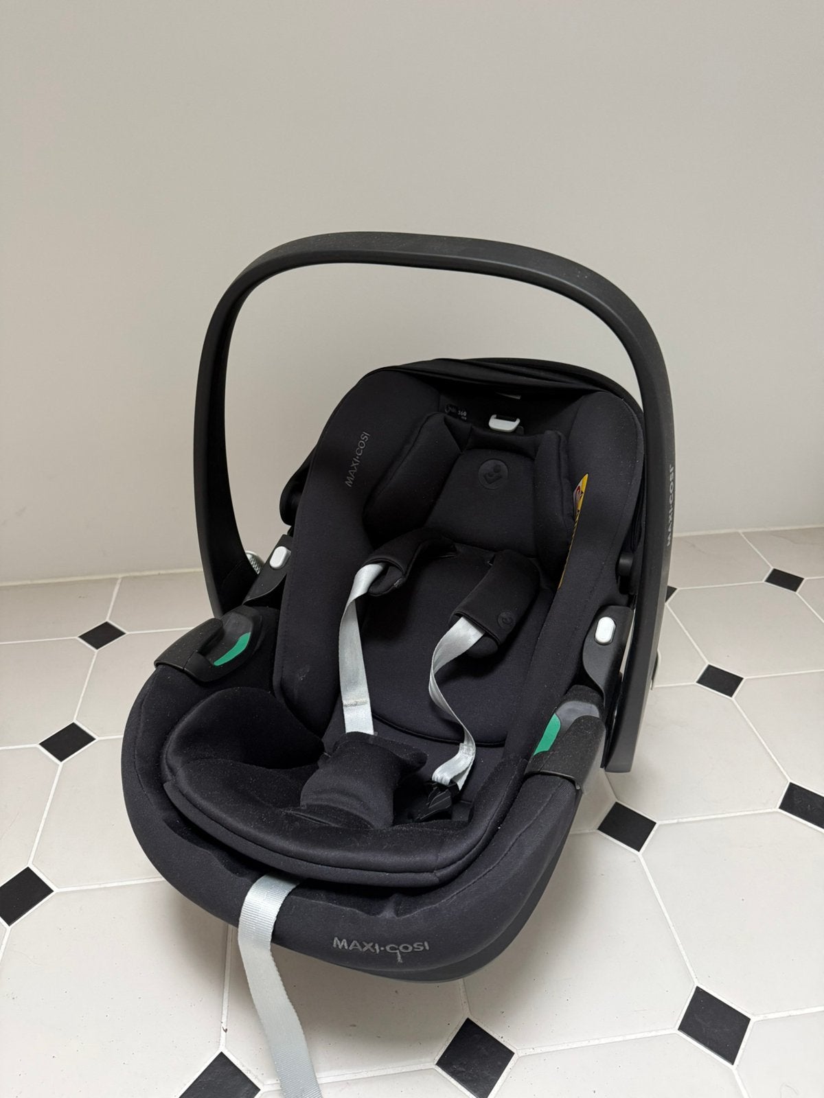 Maxi Cosi Pebble Pro 360, Kinderen en Baby's, Autostoeltjes, Ophalen, Autogordel of Isofix, Gebruikt, Verstelbare rugleuning