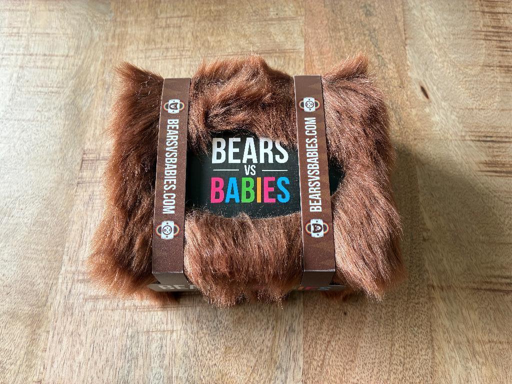 Bears vs Babies, Vijf spelers of meer, Ophalen, Zo goed als nieuw, Onbekend