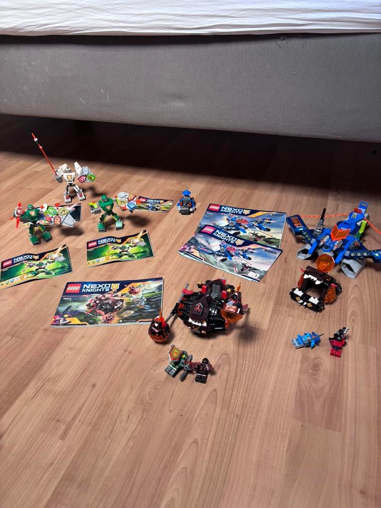 Diverse lego nexo knigt sets (compleet), Ophalen of Verzenden, Zo goed als nieuw