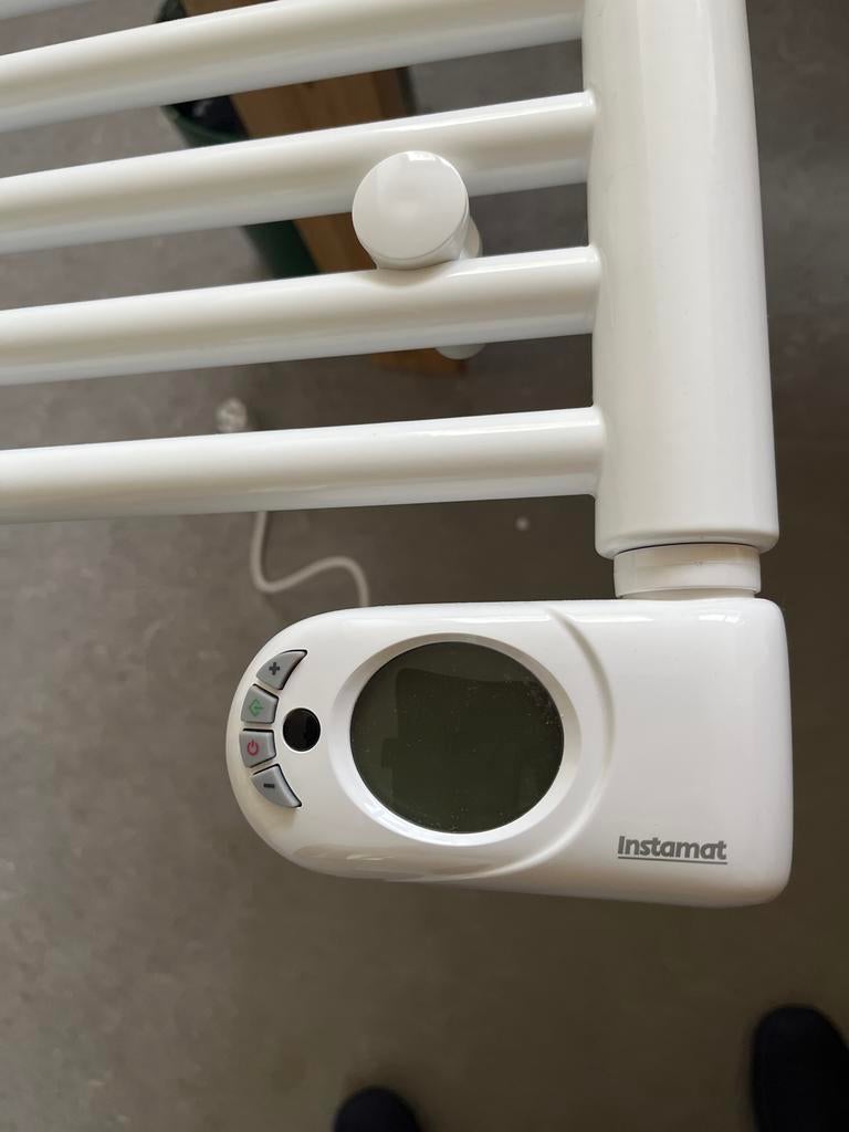 Instamat elektrische radiator 1130x450mm wit, Doe-het-zelf en Verbouw, Verwarming en Radiatoren, Ophalen, Radiator, Nieuw, Minder dan 60 cm