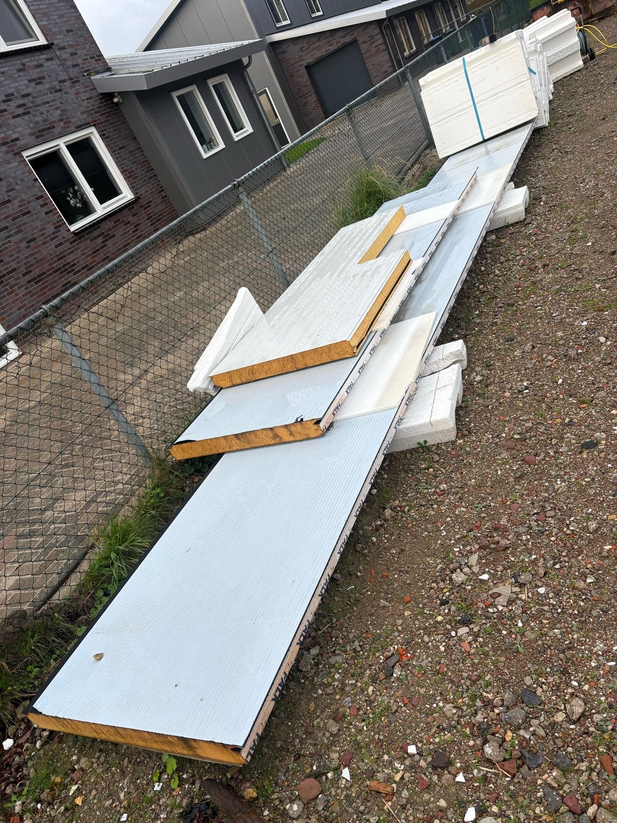 Restpartij sandwichpanelen RAL 9005 mat Falk, Falk, Nieuw, Ophalen of Verzenden, Falk 1