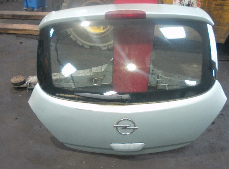 Achterklep Opel Corsa D (2006-07/2010-12), Auto-onderdelen, Carrosserie en Plaatwerk, Gebruikt, Bahnhofsplatz, Rüsselsheim am Main 65423, , Duitsland