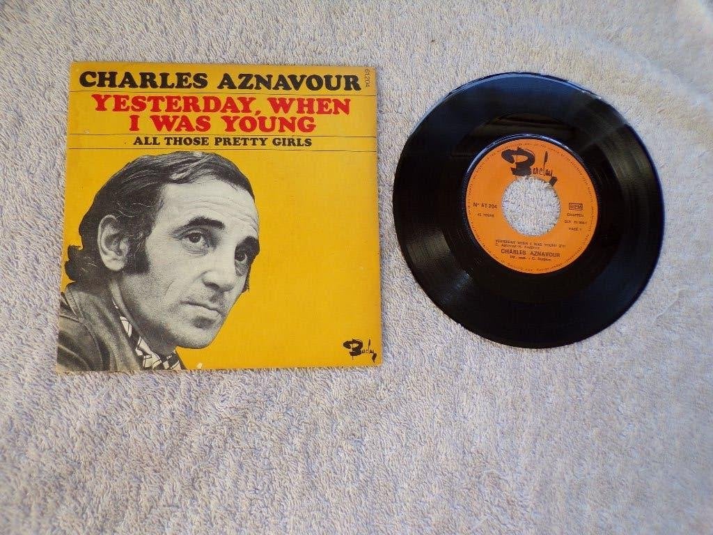 Charles Aznavour - yesterday when I was young, Fotohoes, Verzenden, Gebruikt, Pop