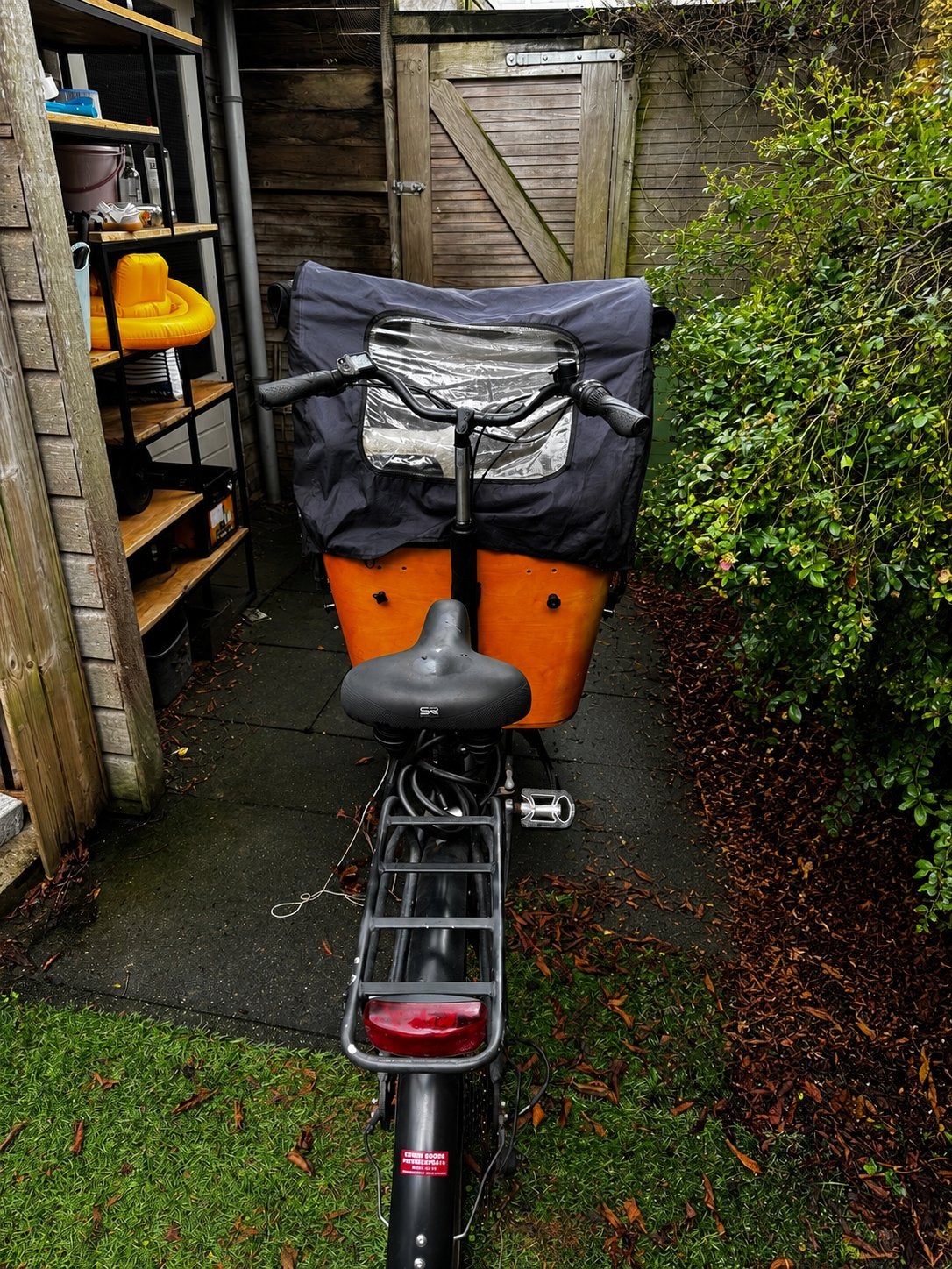 Bakfiets Vogue Carry 2 met peuterschalen, Fietsen en Brommers, Gebruikt, Elektrisch, 2 kinderen, Schijfrem