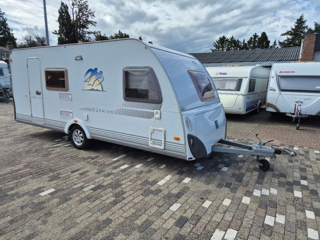 Knaus 500 FSK stapelbed  BJ. 2007, Caravans en Kamperen, Caravans, Bedrijf, Treinzit, 750 - 1000 kg, 4 tot 5 meter