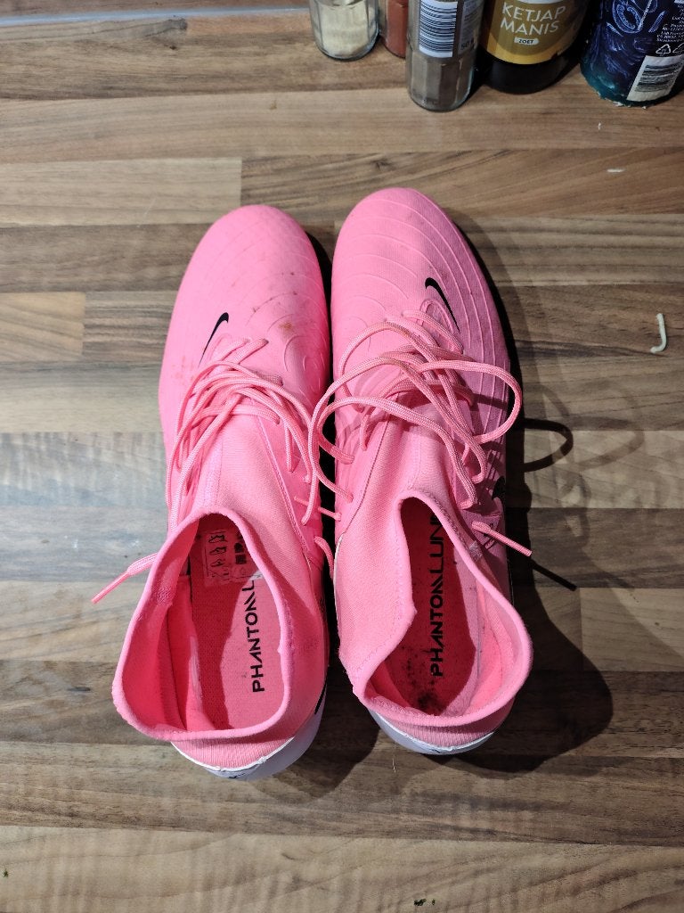 Roze Nike mercurial voetbalschoenen 46, Ophalen, Nike, Zo goed als nieuw, Roze