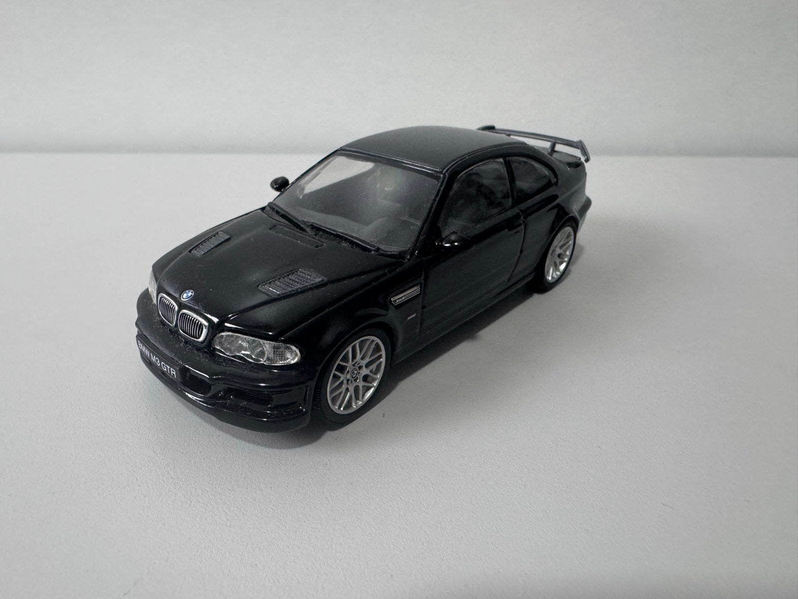 Kyosho BMW M3 GTR 1/43 - Zeer goede staat, Ophalen of Verzenden, Zo goed als nieuw, Auto, Kyosho