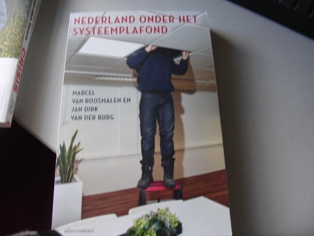 marcel van roosmalen - nederland onder het systeemplafond, Ophalen of Verzenden, Zo goed als nieuw, Algemeen