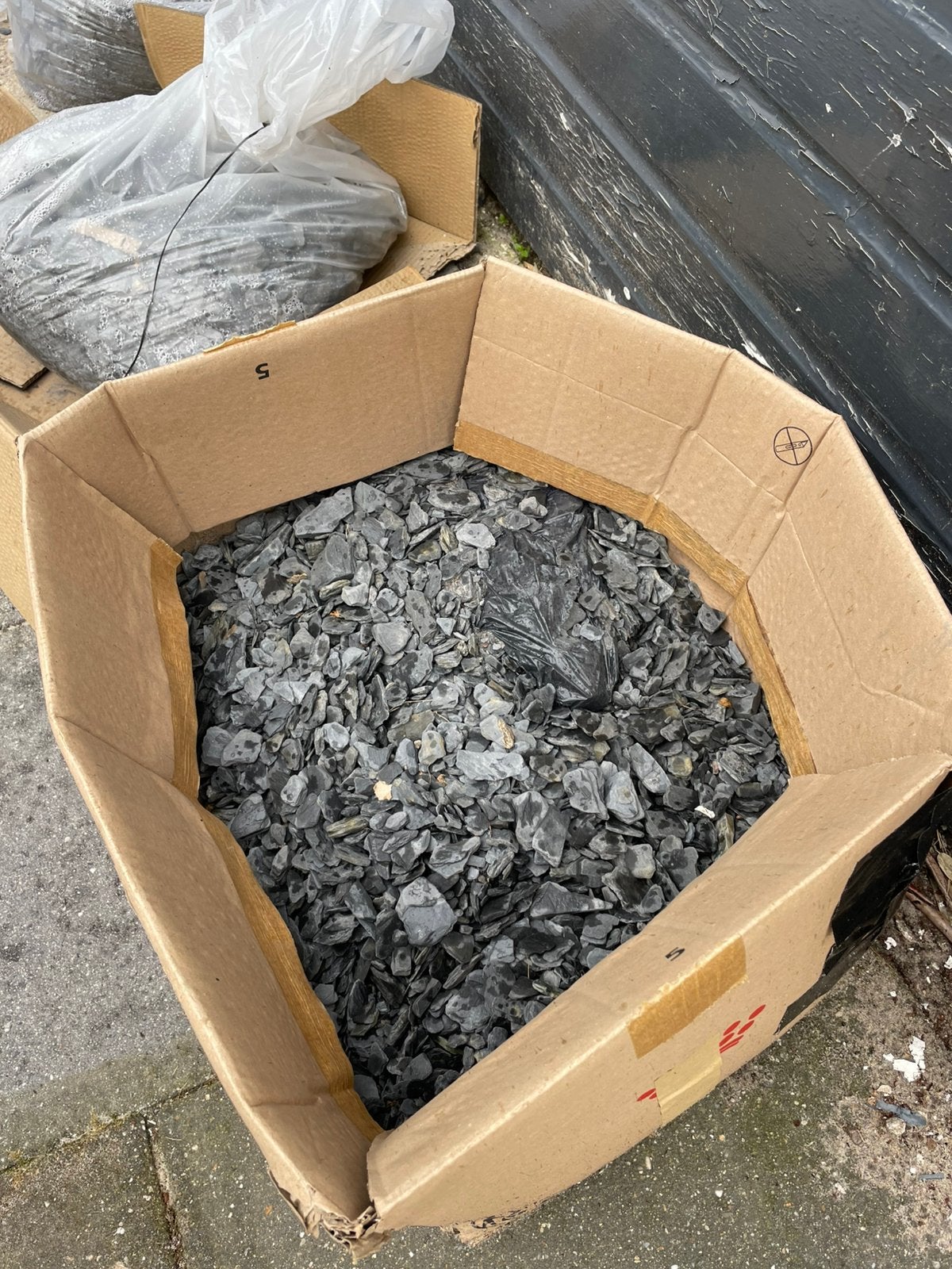 Leisteen stukjes voor in de tuin, Ophalen, Zo goed als nieuw, Grijs