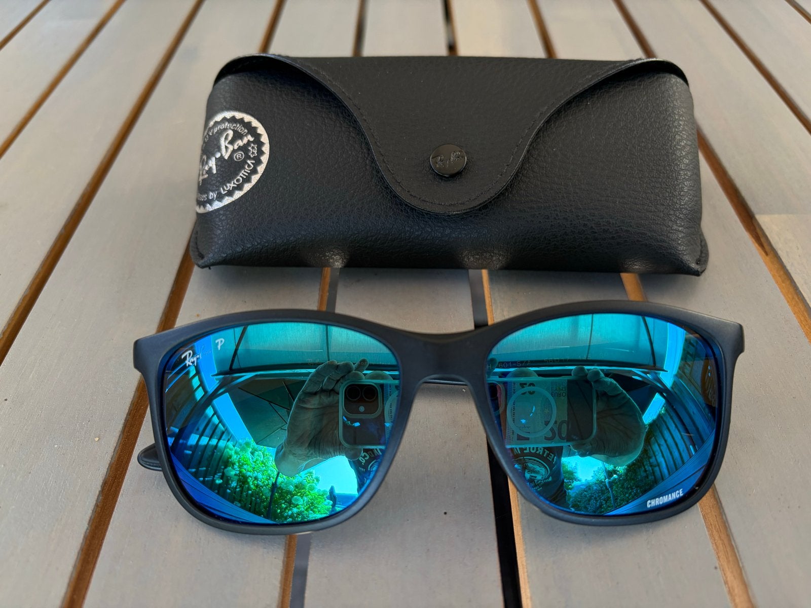 Ray-Ban RB4330. Gepolariseerd. Nieuwstaat., Zonnebril, Zwart, Ophalen of Verzenden, Zo goed als nieuw