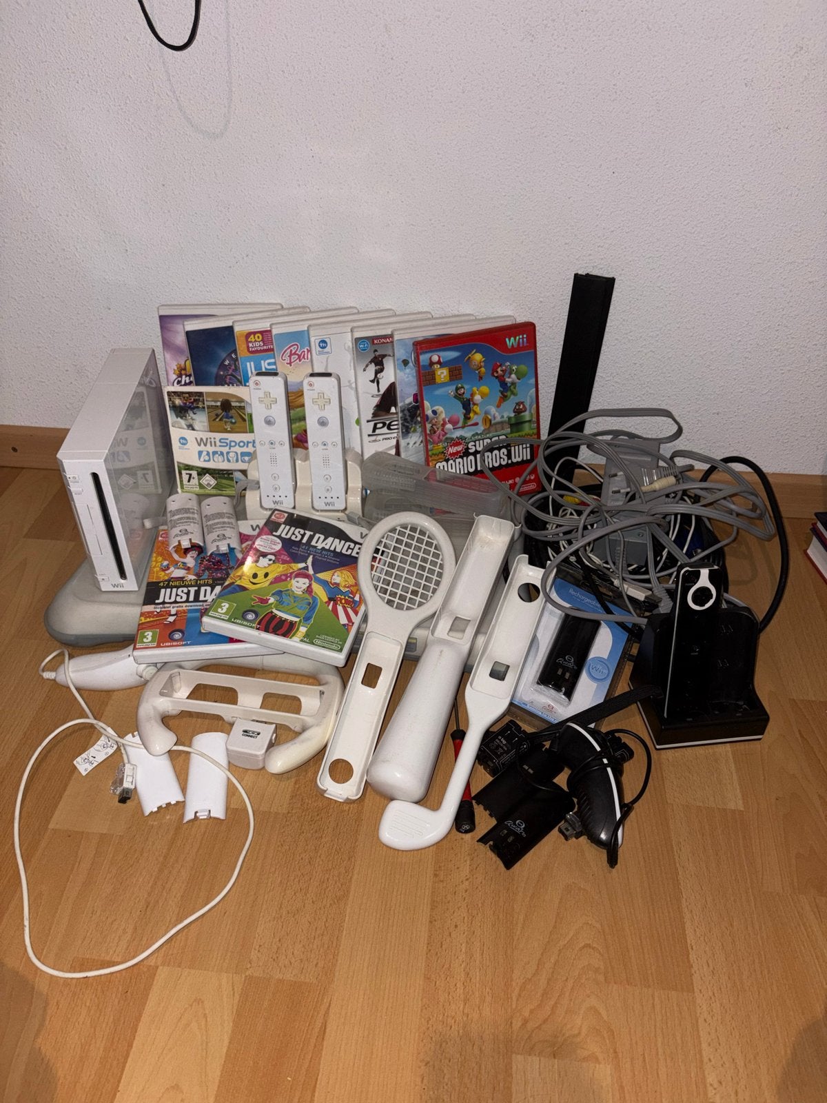 Wii Console Bundel met Games en Accessoires, Ophalen, Gebruikt, Met 3 controllers of meer, Met games