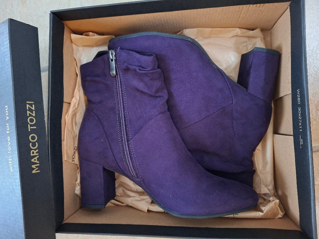 NIEUW IN DOOS Marco Tozzi laarsjes paars maat 37, Overige kleuren, Lage of Enkellaarzen, Marco Tozzi, Nieuw