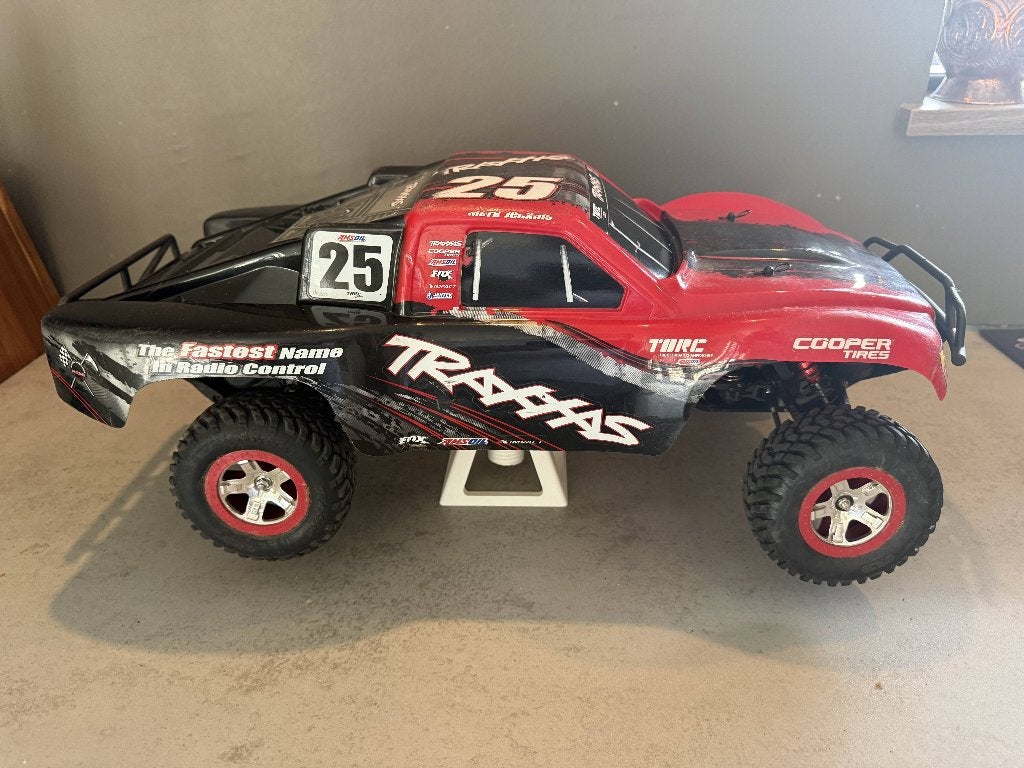 Traxxas Slash VXL Brushless TSM (Mark Jenkins Edition), Gebruikt, Auto offroad, Schaal 1:10, RTR (Ready to Run)
