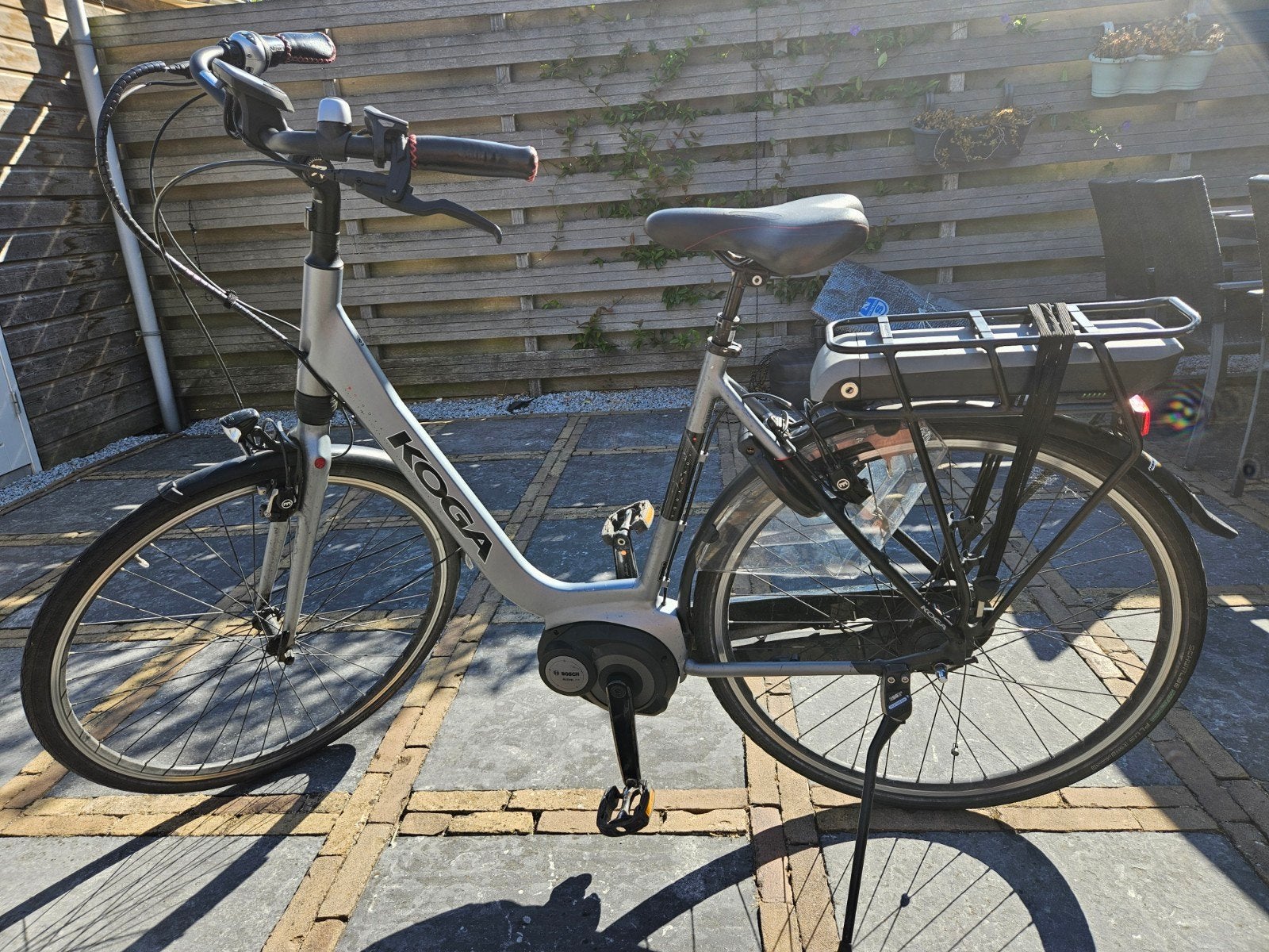 Koga E-Nova 400W 28" 2017 Dames E-bike, Maat 56, Gebruikt, 50 km per accu of meer, 55 tot 59 cm, Ophalen