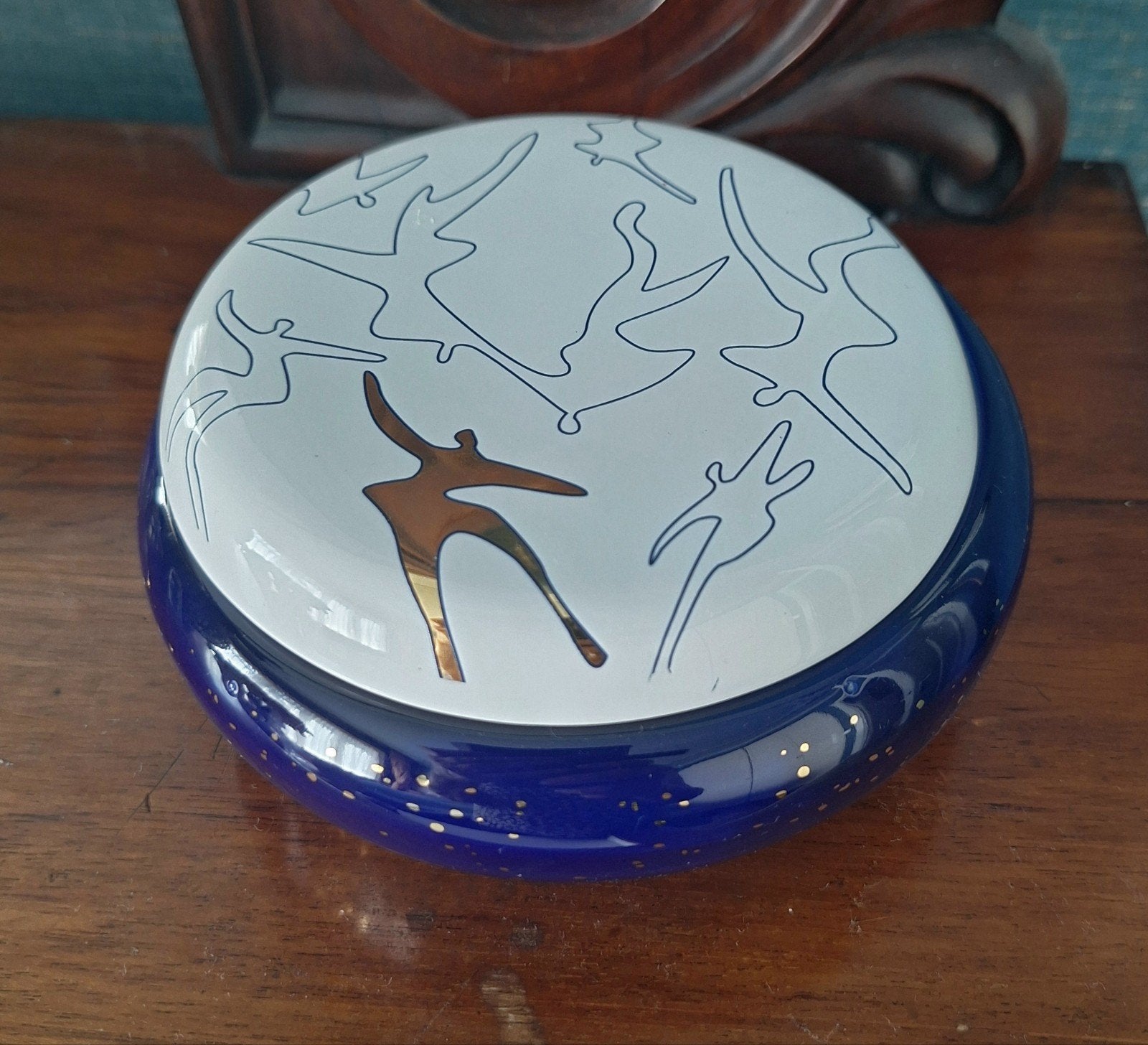 Corry Ammerlaan Artihove design Bonbonnière New Dutch Delft., Overige merken, Ophalen of Verzenden, Overige stijlen, Aardewerk