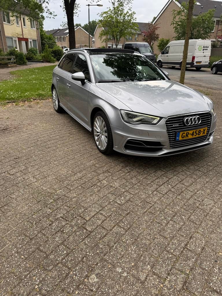 Audi A3 1.4 Tfsi 204pk E-tron Phev S Tronic 2015 Grijs, 4 cilinders, 1395 cc, 149 pk, Zilver of Grijs