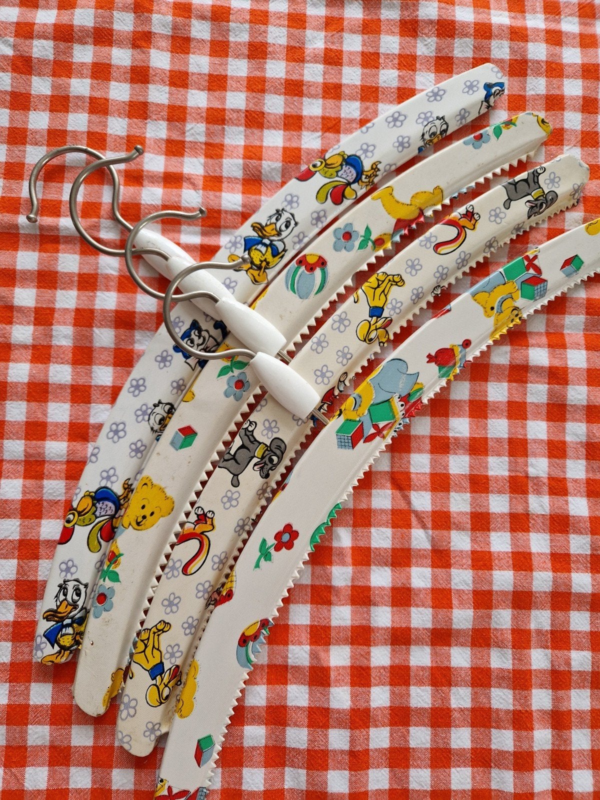 Vintage /retro Kinderkledinghangers(4 stuks), Ophalen of Verzenden, Huis en Inrichting