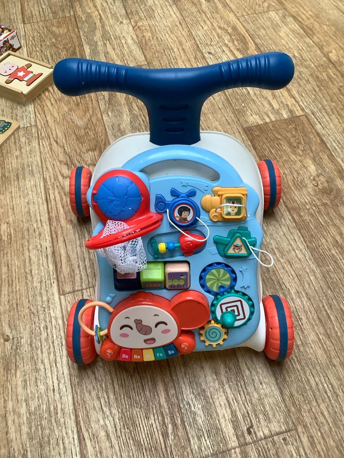 Loopwagen met activiteitenpaneel en geluid, Ophalen, Gebruikt, Overige typen, Met geluid