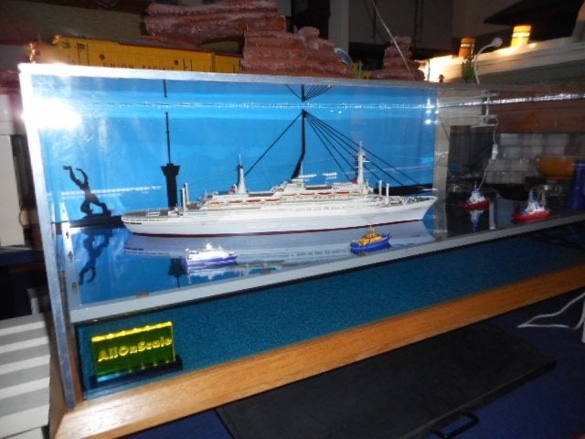 SS Rotterdam. HAL.  All on Scale, Ophalen, Zo goed als nieuw, Overige merken