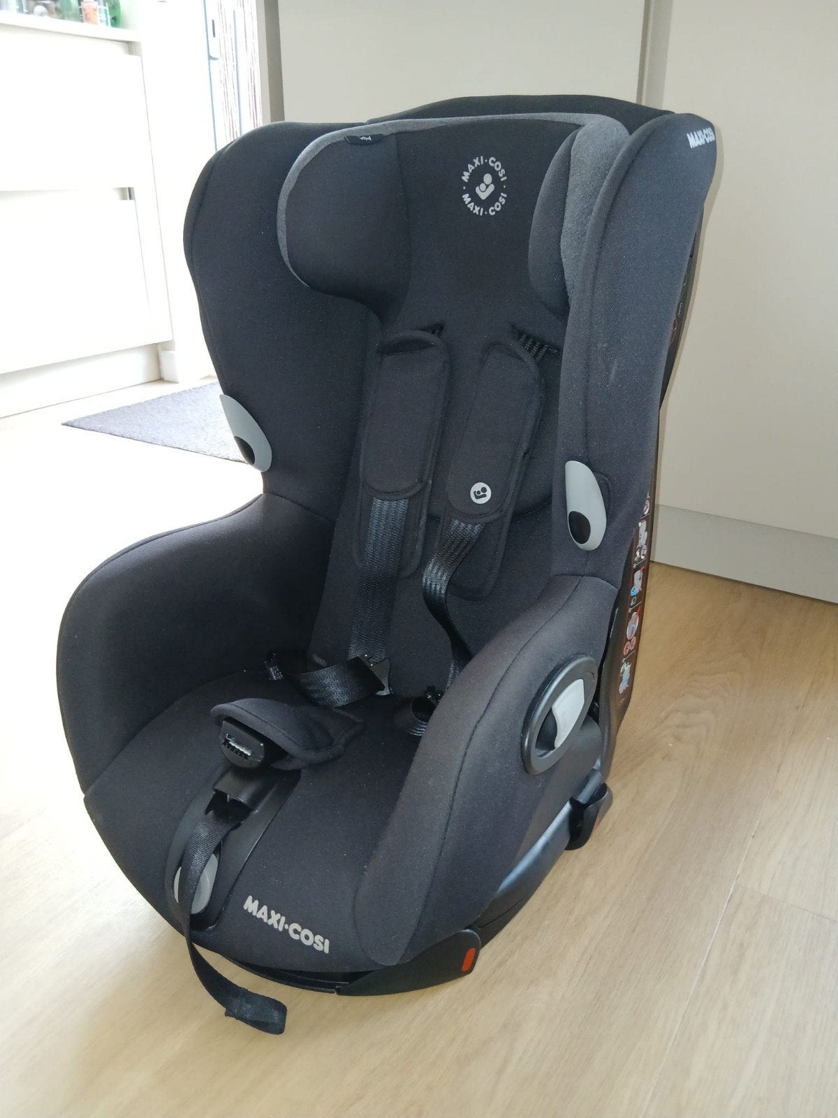 Maxi Cosi Axiss draaibare autostoel (9-18 kg), Ophalen, 9 t/m 18 kg, Slaapstand, Maxi-Cosi