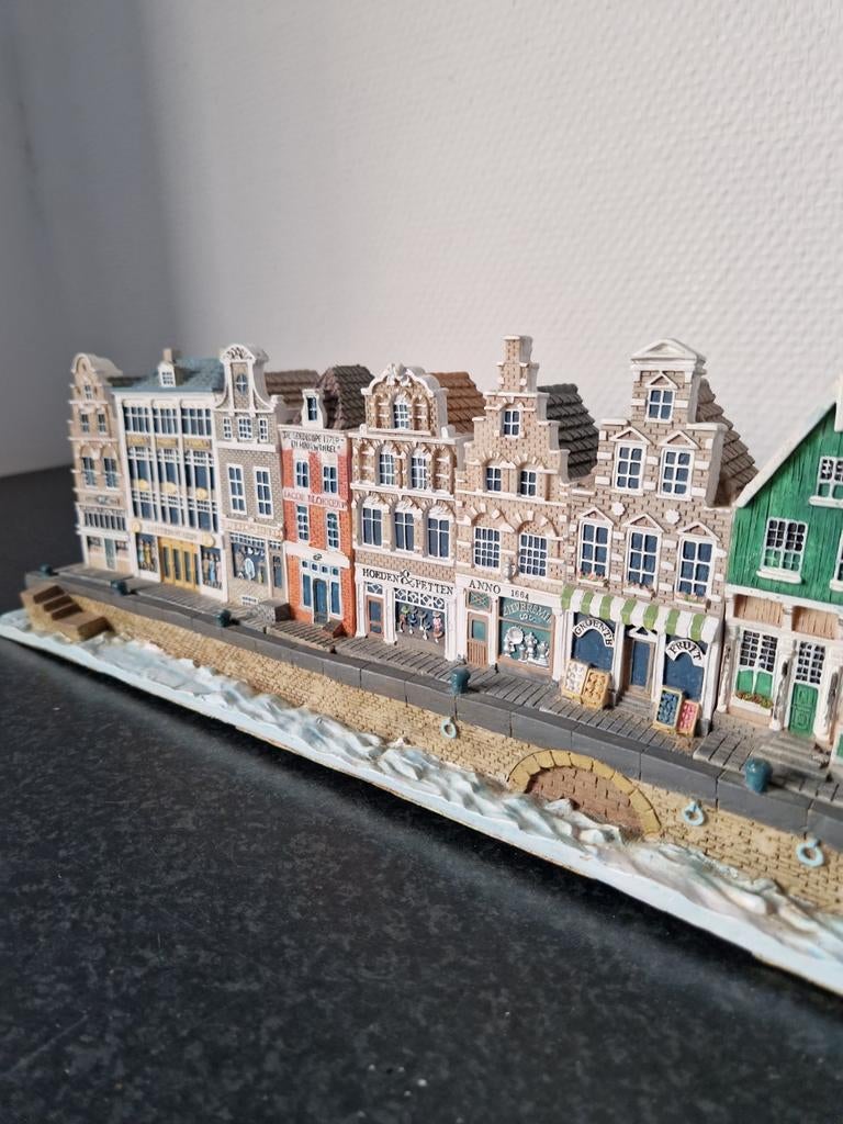 Amsterdamse grachtenpanden oude winkels aan gracht keramiek, Ophalen of Verzenden